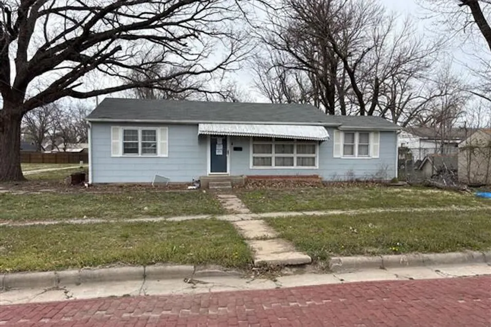 315 S Poplar St. Newton, KS 67114, Harvey County