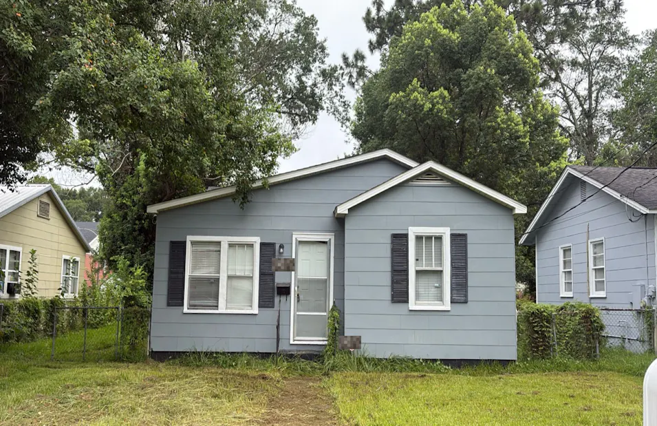 154 10th Ave Chickasaw, AL 36611, Mobile County