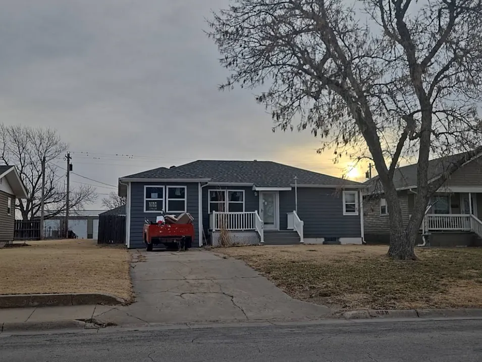 628 N Main St. Wakeeney, KS 67672, Trego County