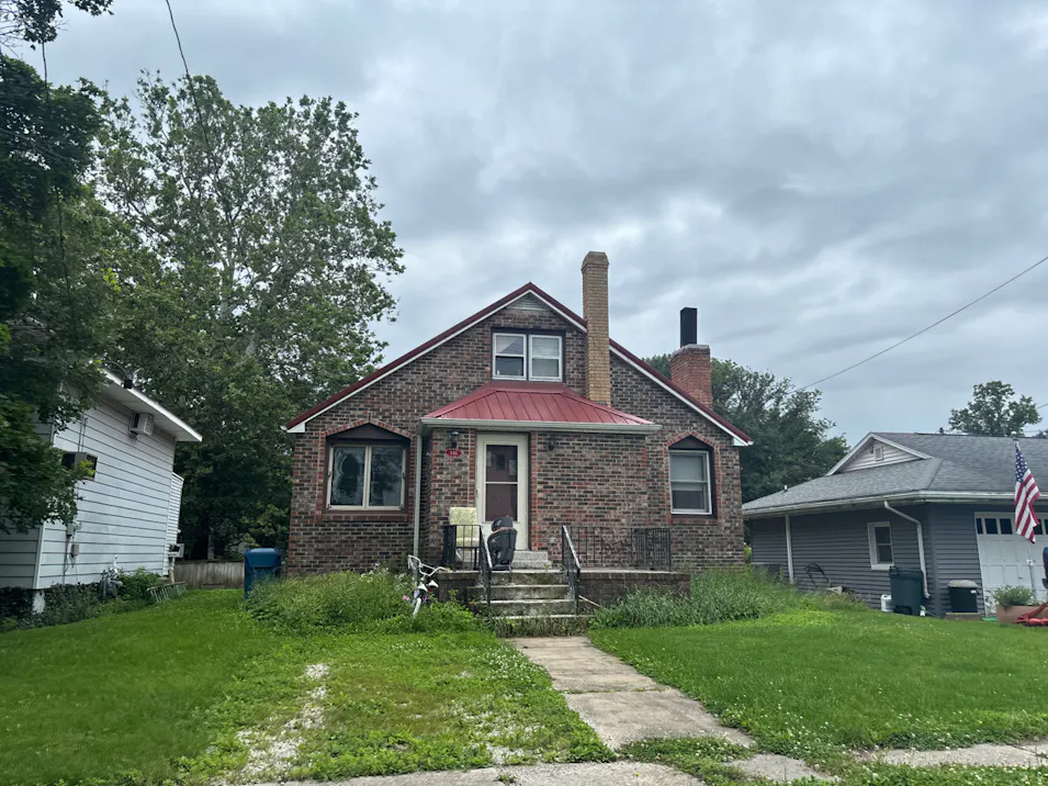 116 W Martin St Cissna Park, IL 60924, Iroquois County