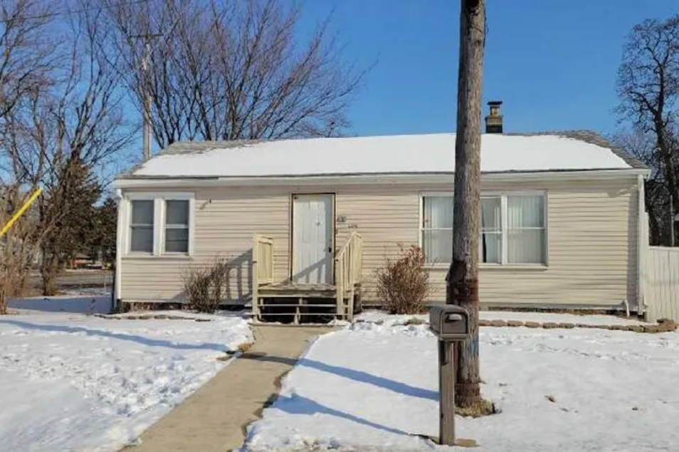 14701 E Riverside Dr South Holland, IL 60473, Cook County