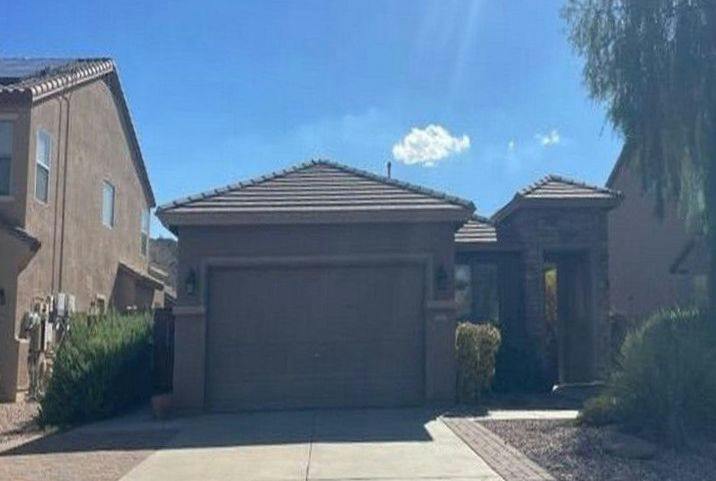 68th Ln, Peoria, AZ 85383