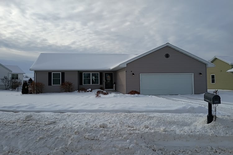 2058 Willow Run Reedsburg, WI 53959, Sauk County