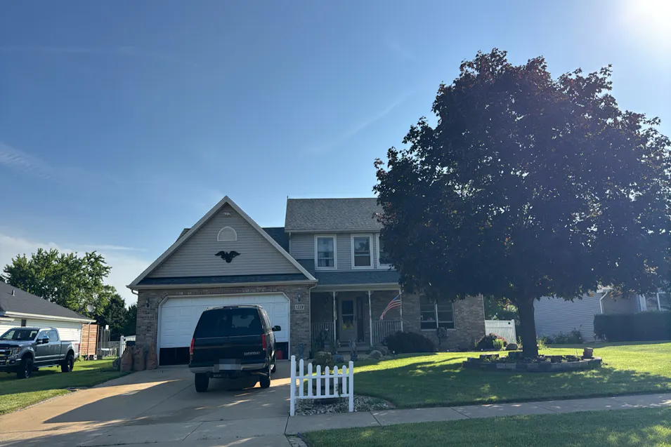 1239 Sandhurst Dr Sandwich, IL 60548, Dekalb County
