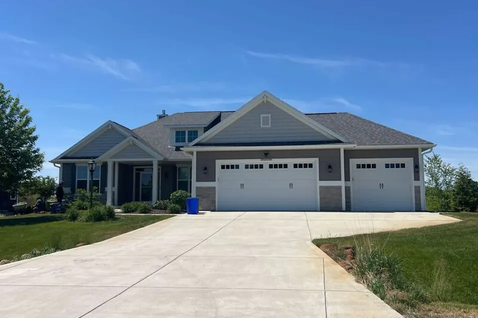 N75w25299 Beverly Ln Lisbon, WI 53089, Waukesha County