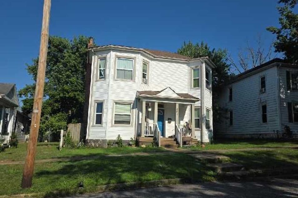 301 S 5th St De Soto, MO 63020, Jefferson County