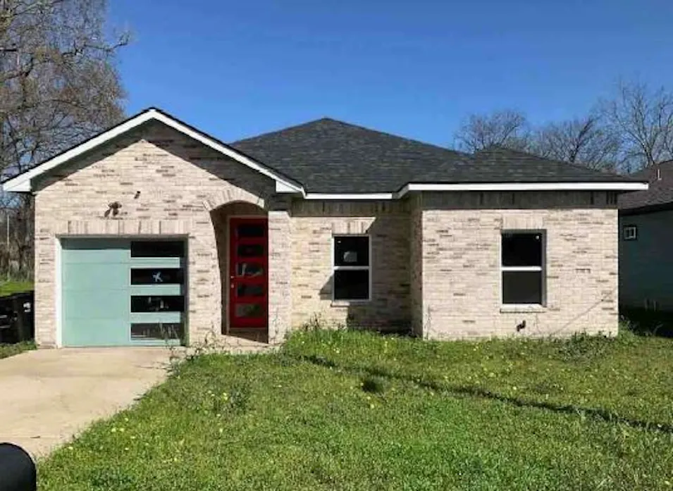 3303 Langford St Greenville, TX 75401, Hunt County