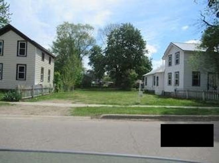 1214 Fourth St Three Rivers, MI 49093, Saint Joseph County