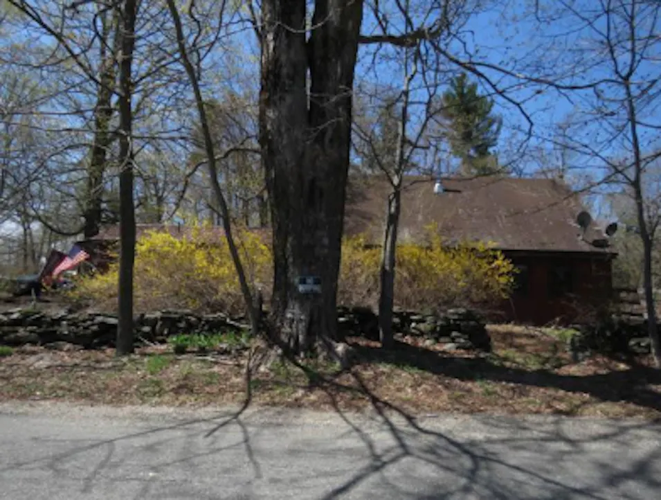 54 S Central St Plainfield, MA 01070, Hampshire County
