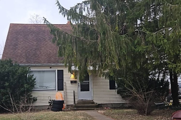 100 NW 17th St Richmond, IN 47374, Wayne County