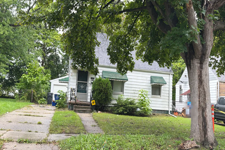 1622 Park St Flint, MI 48503, Genesee County