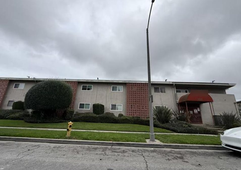 5050 Linden Ave Condo 107 Long Beach, CA 90805, Los Angeles County