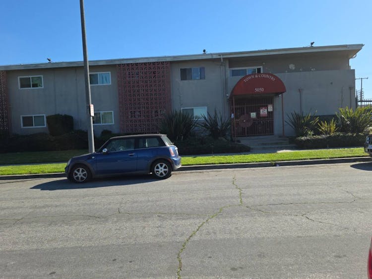 5050 Linden Ave Unit 107 Long Beach, CA 90805, Los Angeles County