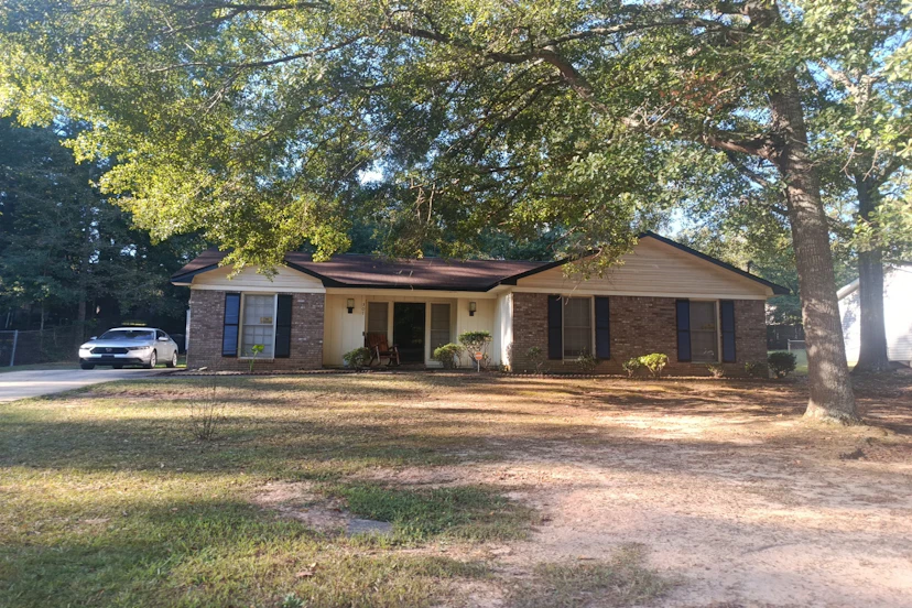 307 Woodland Dr