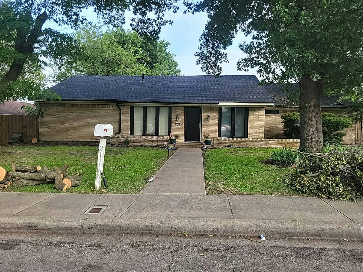 Venice Dr, Duncanville, TX 75116