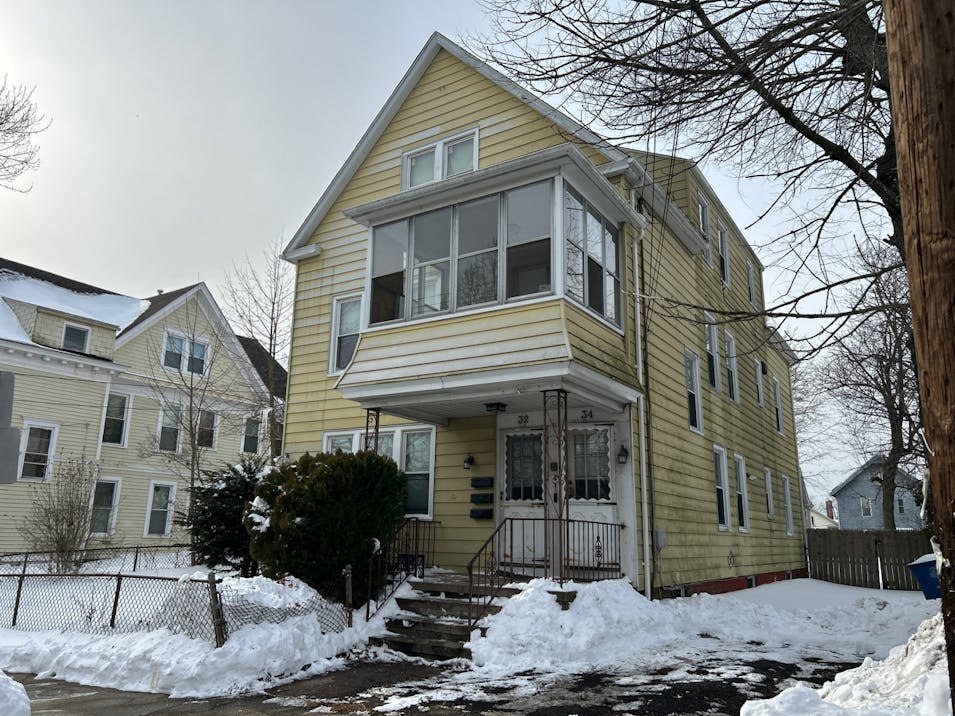 32 East Pearl Street Aka 32-34 East Pearl Street New Haven, CT 06513, New Haven County