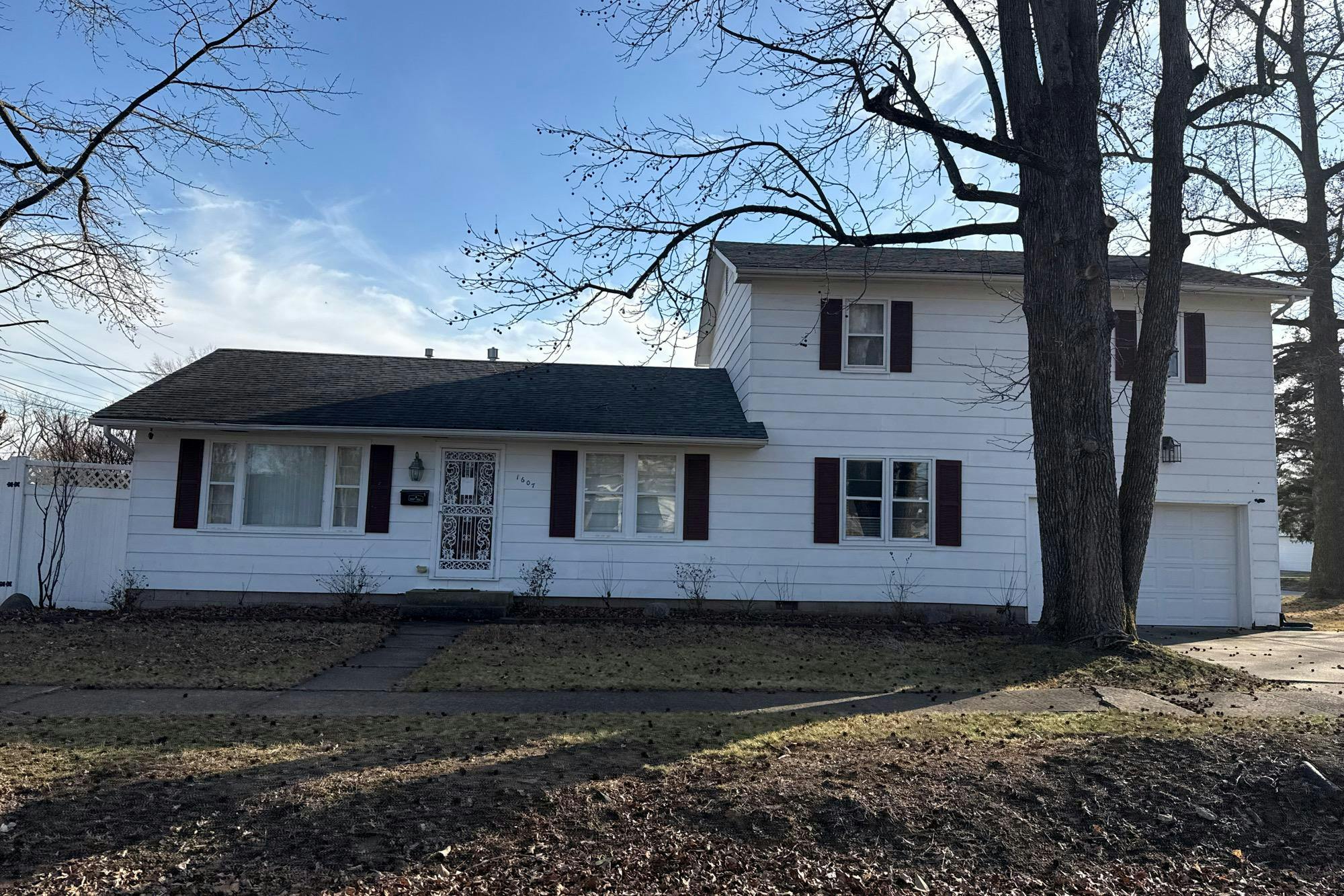 Maplewood St, Marion, IL 62959