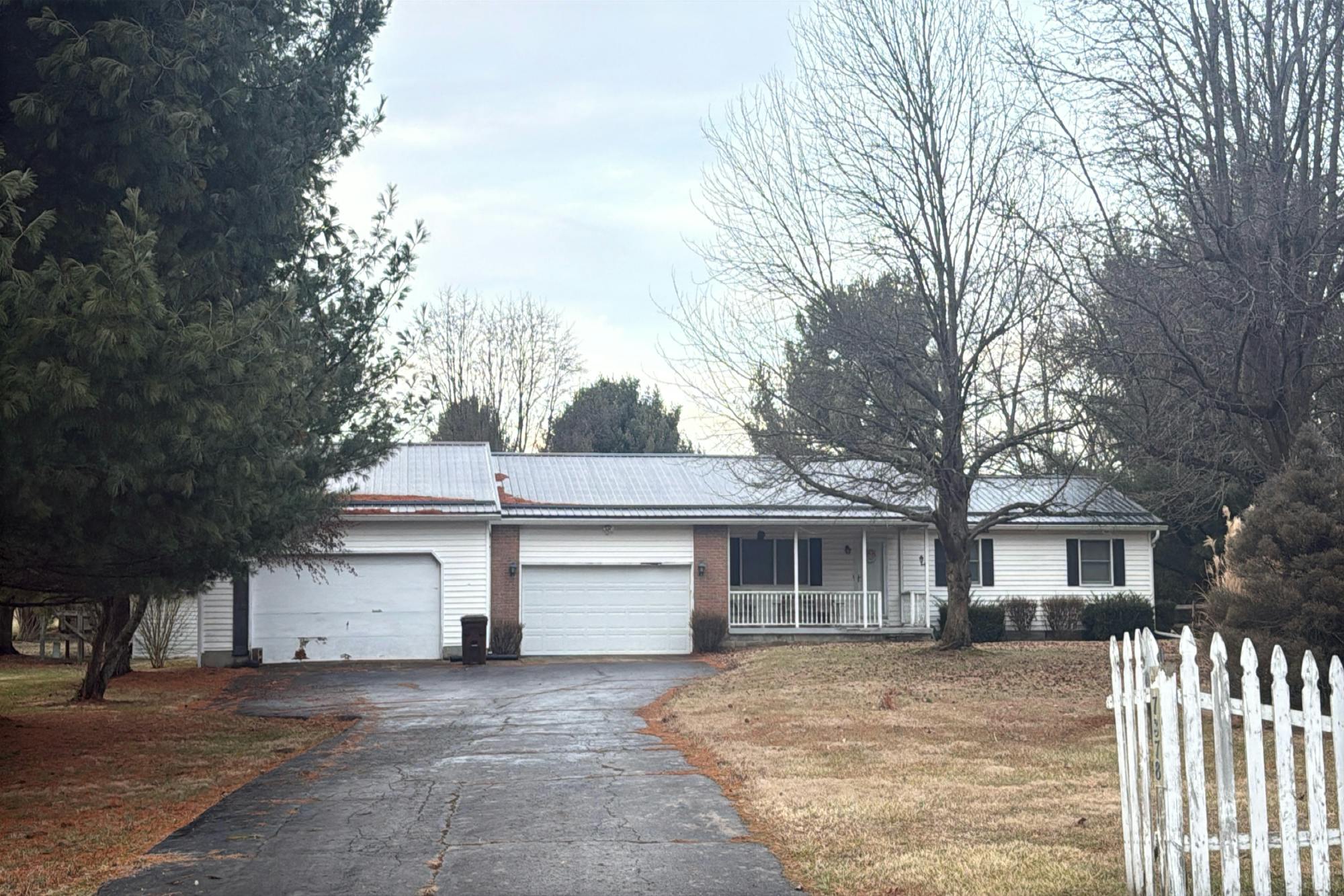 Beecher Rd, Pataskala, OH 43062