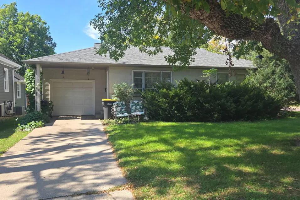 130 N Whittet St Redwood Falls, MN 56283, Redwood County