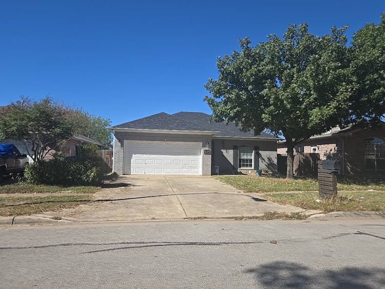 108 Shenandoah Trl Elgin, TX 78621, Bastrop County