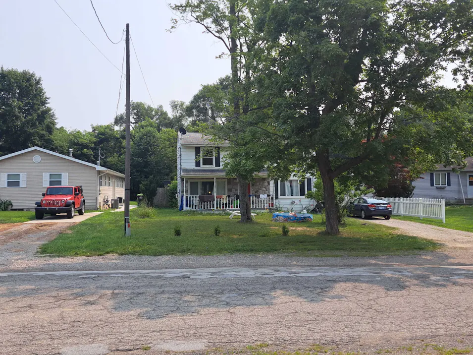 503 Wood St Fenton, MI 48430, Genesee County