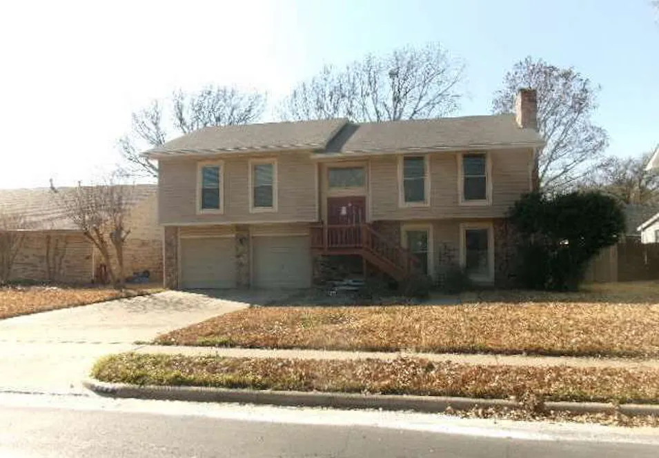 3233 Princess St Bedford, TX 76021, Tarrant County