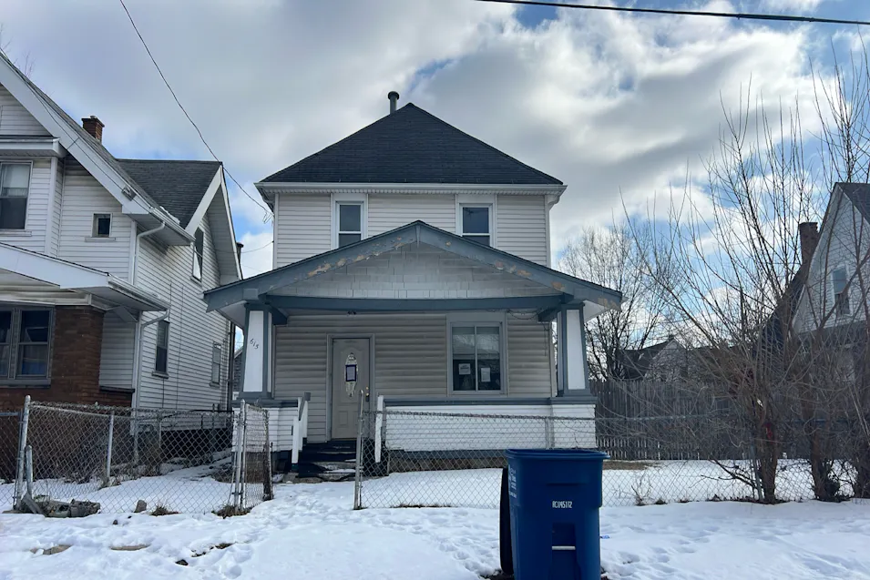 615 Berry Street Toledo, OH 43605, Lucas County