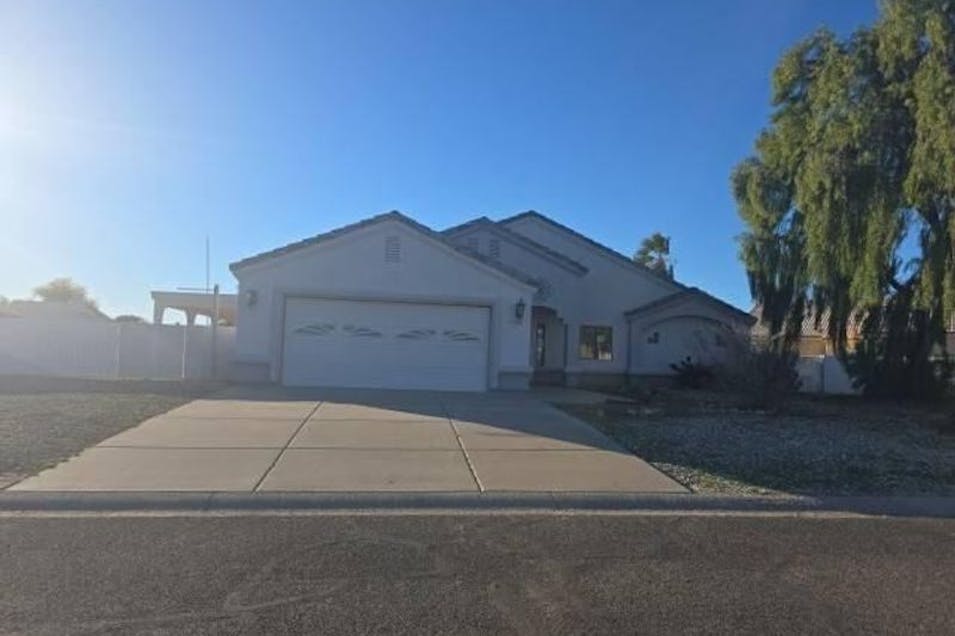 7733 S Valley Parkway Ct Mohave Valley, AZ 86440, Mohave County