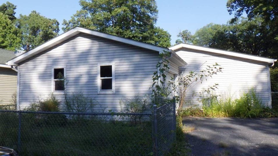 5310 5th Ave Valparaiso, IN 46383, Porter County