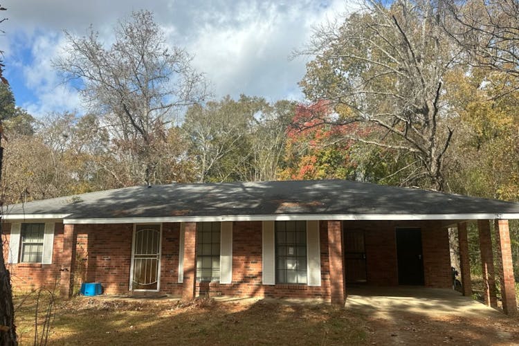 629 Brooks St Canton, MS 39046, Madison County