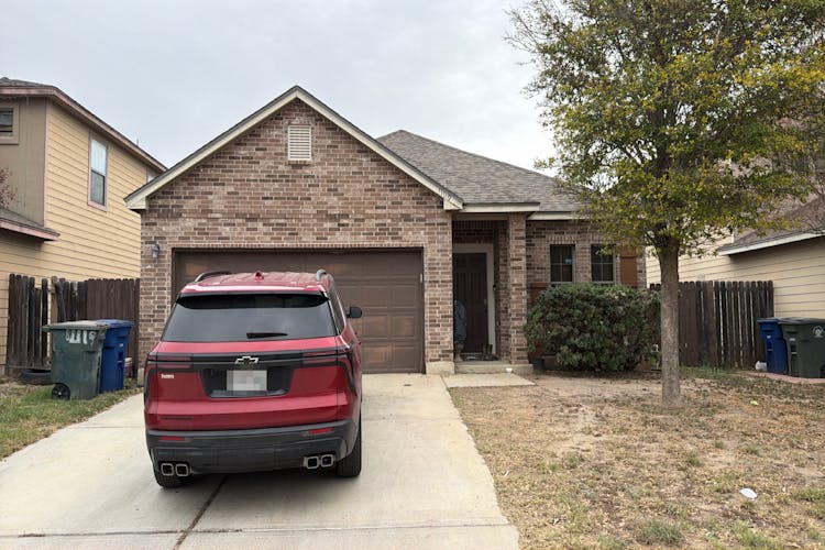 11119 Capistran Loop Laredo, TX 78045, Webb County