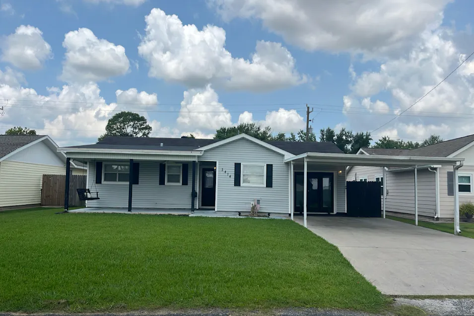 2414 Hampton Ln Port Neches, TX 77651, Jefferson County