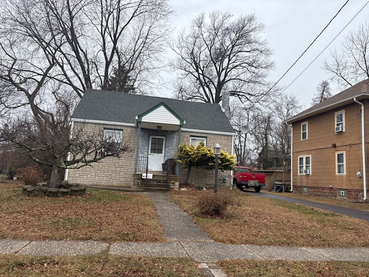 323 Jackson Avenue Magnolia, NJ 08049, Camden County