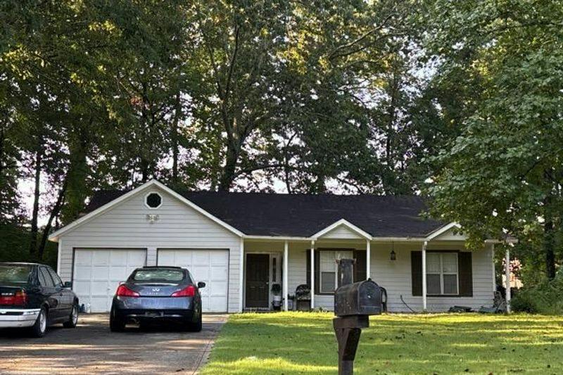 Longbow Dr, Stone Mountain, GA 30087