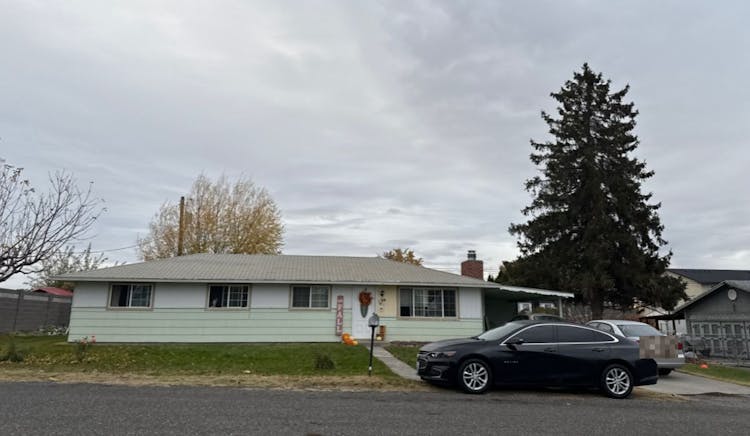 426 Quillan St Kennewick, WA 99337, Benton County