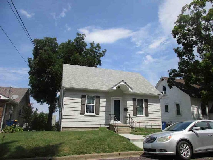 1221 W 7th St Washington, MO 63090, Franklin County