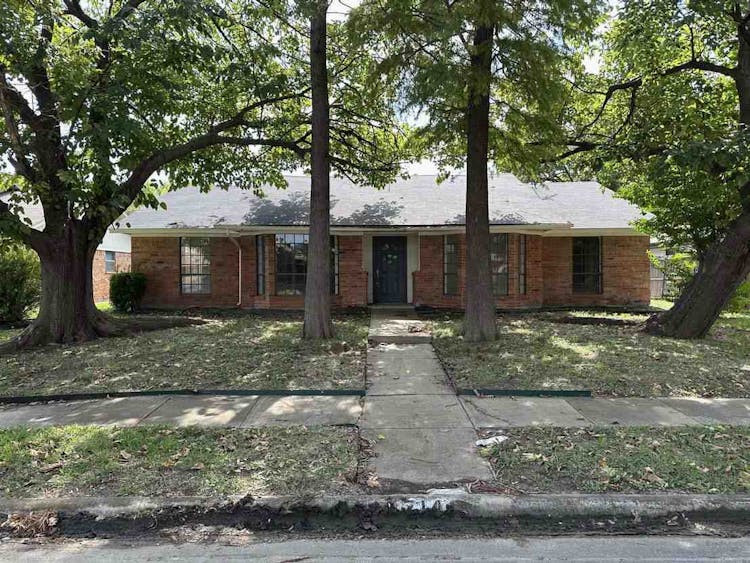 714 Brookfield Dr Garland, TX 75040, Dallas County