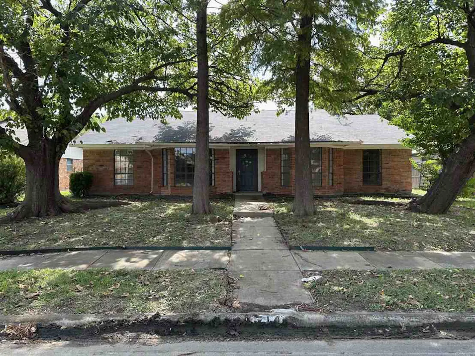 714 Brookfield Dr Garland, TX 75040, Dallas County