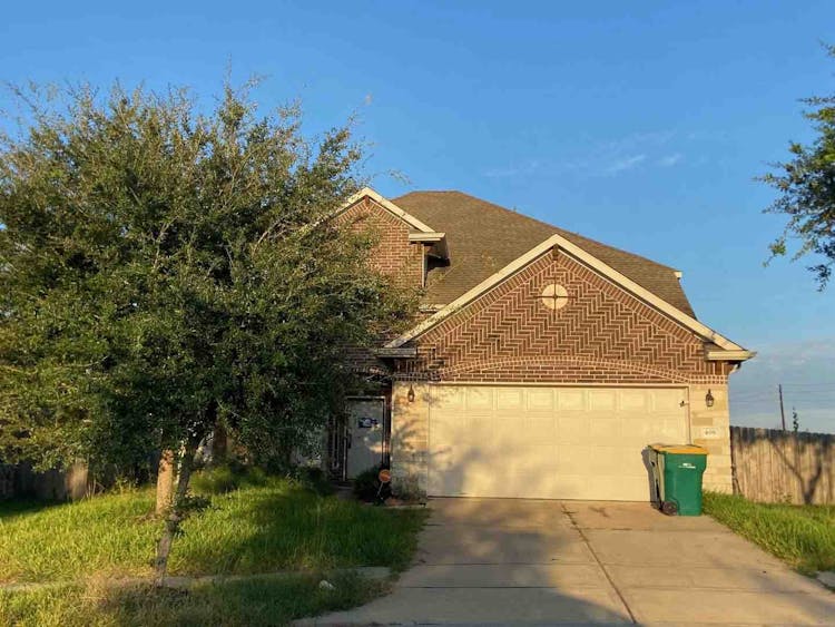406 Forest Village Cir La Marque, TX 77568, Galveston County