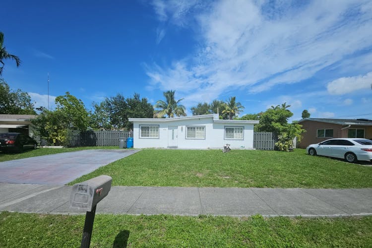 4041 SW 59th Ave West Park, FL 33023, Broward County