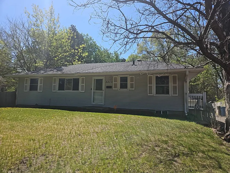 3213 Old Shakopee Rd W Bloomington, MN 55431, Hennepin County