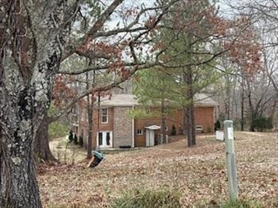 375 Kee Ln Camden, TN 38320, Benton County