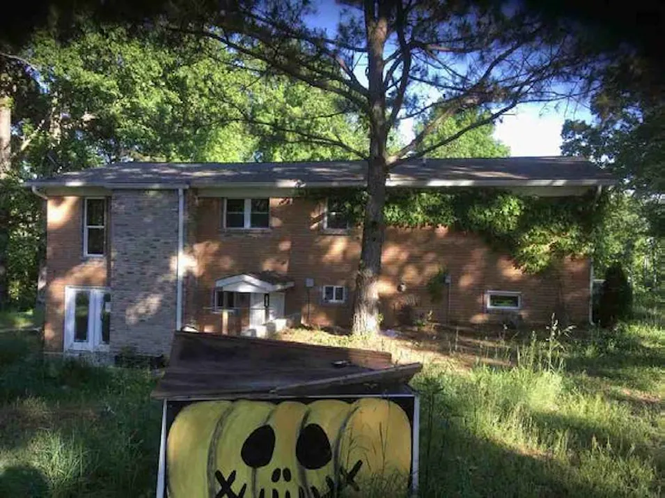 375 Kee Ln Camden, TN 38320, Benton County