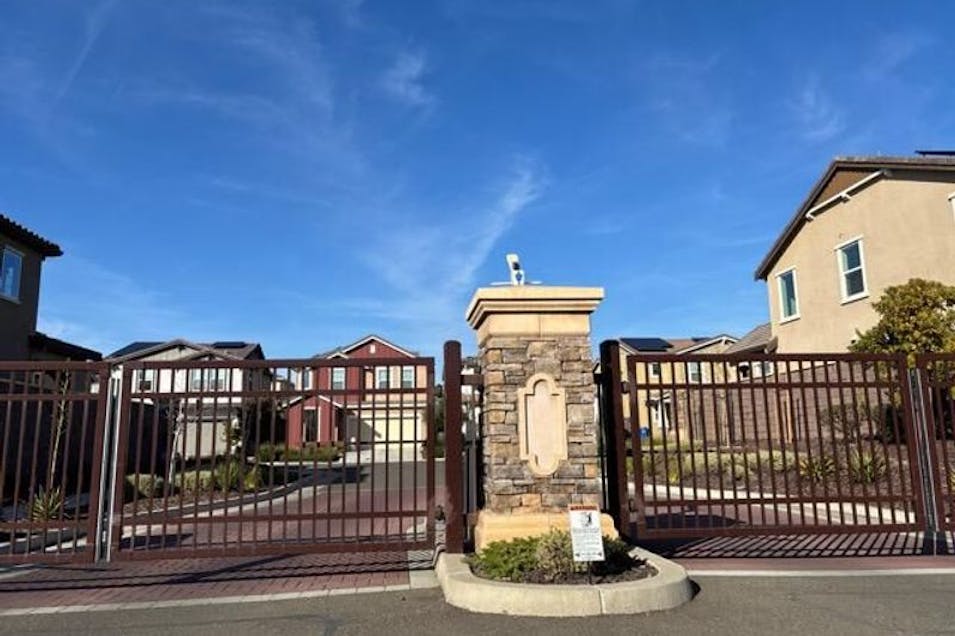 3347 Auburn Leaf Loop Folsom, CA 95630, Sacramento County