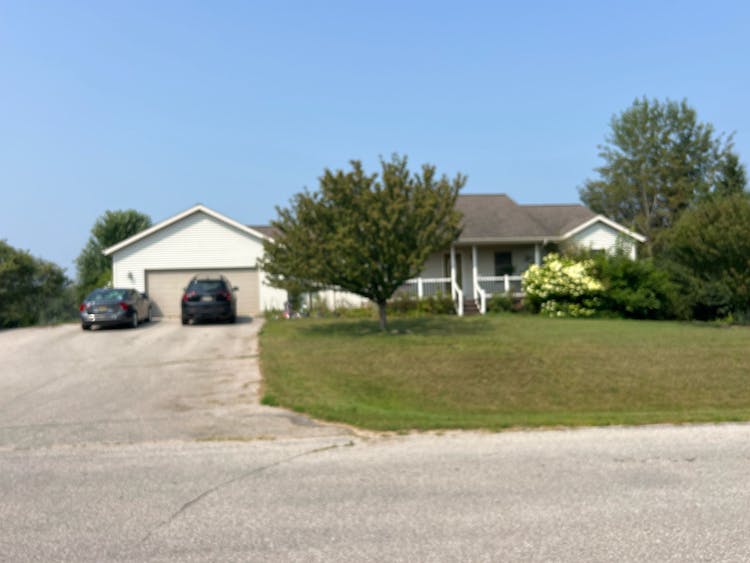 412 Heartland Dr Traverse City, MI 49685, Grand Traverse County