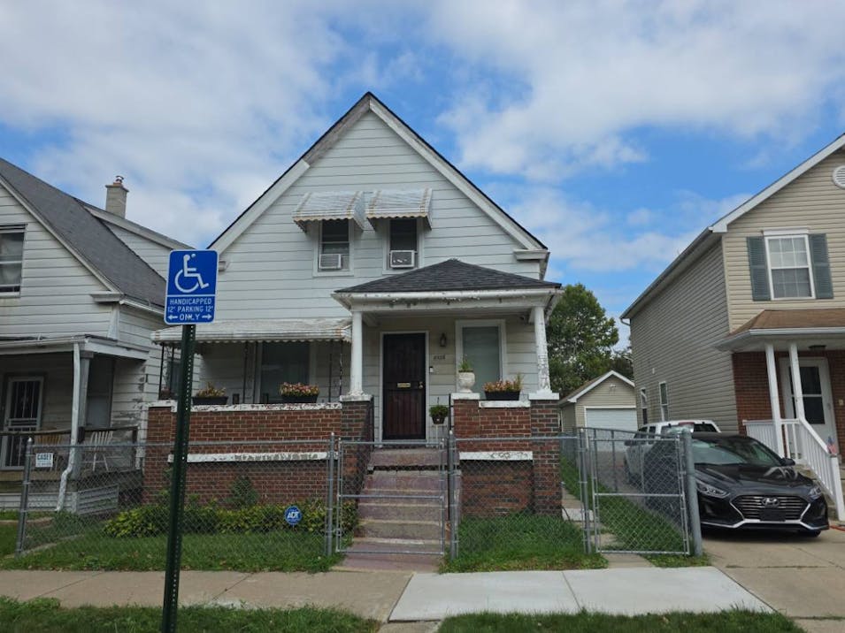 4136 Rohns St Detroit, MI 48214, Wayne County