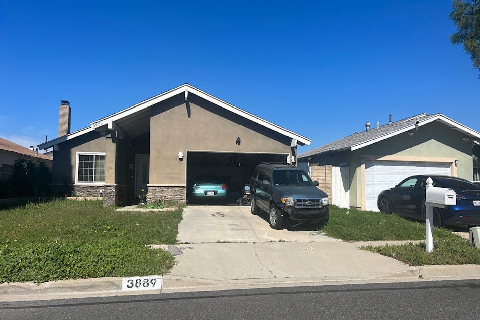 3889 Bayside St Simi Valley, CA 93063, Ventura County