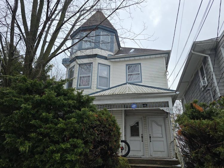 22 Quincy Ave Kearny, NJ 07032, Hudson County