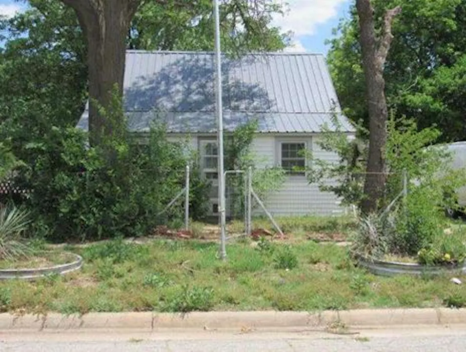 312 N Keystone St Stafford, KS 67578, Stafford County