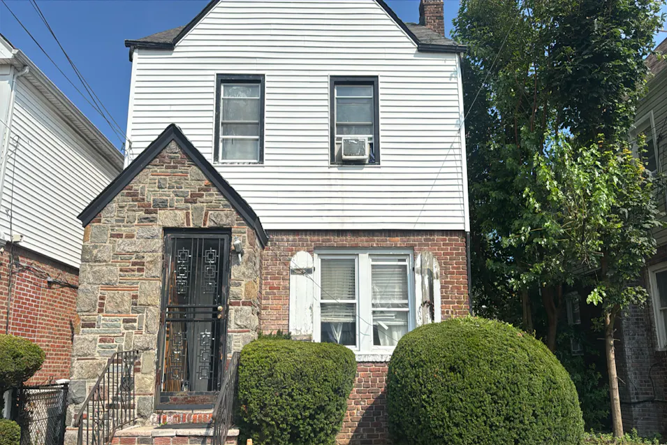 130-07 228 Street Laurelton, NY 11413, Queens County